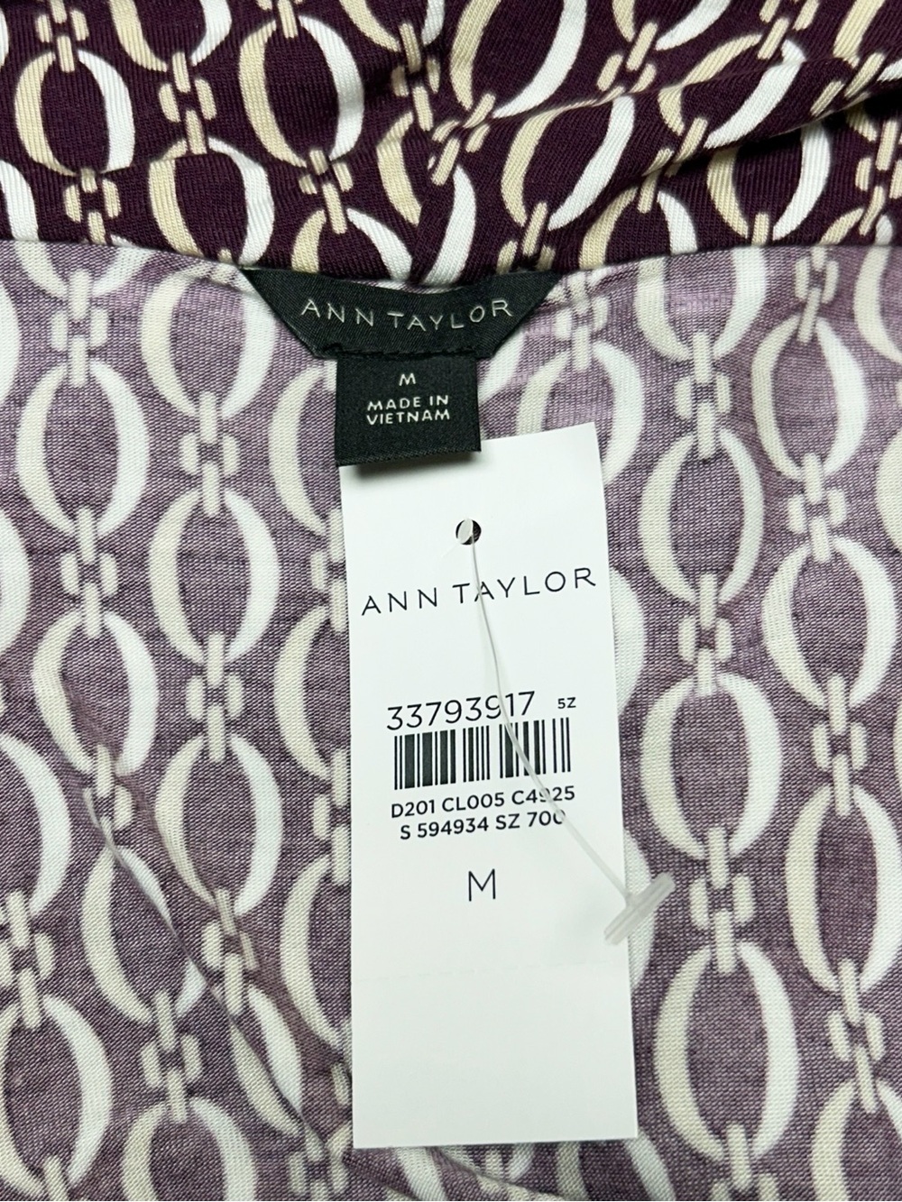 Ann Taylor Wrap Style Top Medium NWT Burgundy Geometric Print Modal Spandex - Picture 3 of 5
